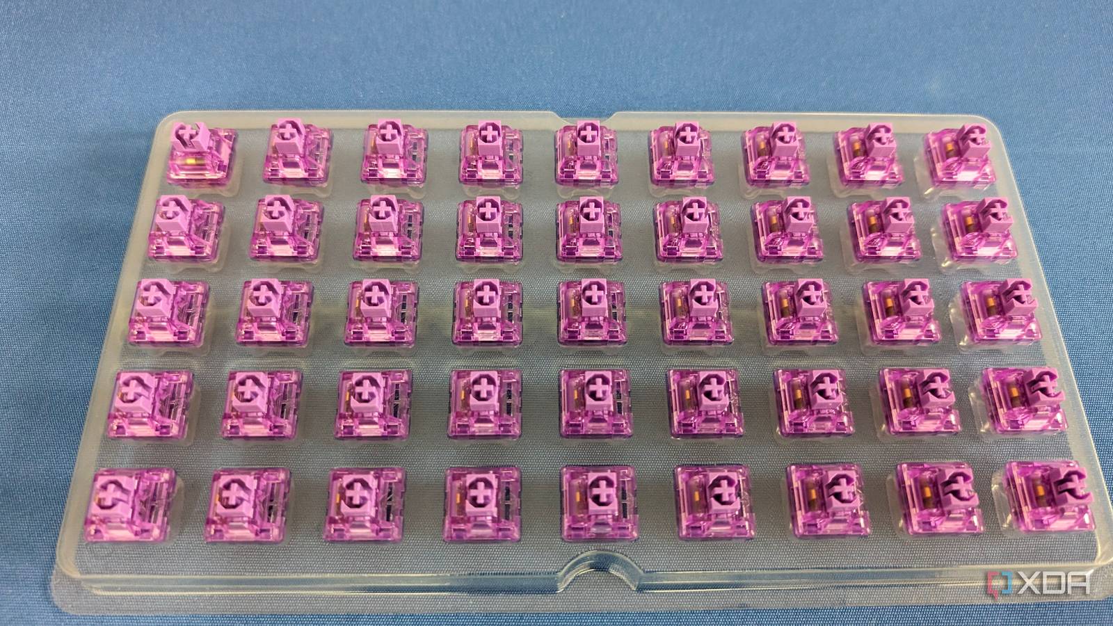 30 switches in a tray-1