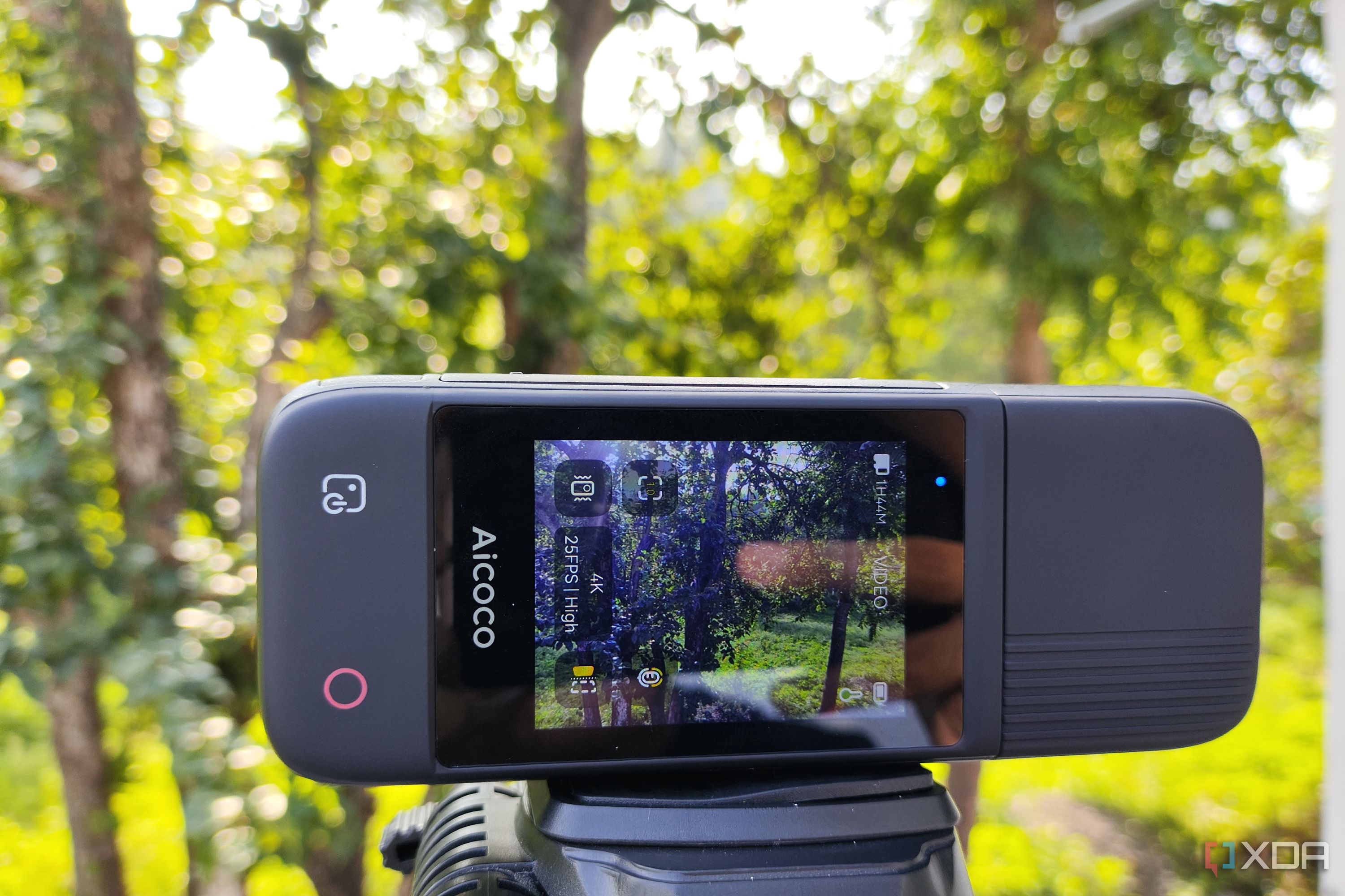 Aicoco onAir review: A decent live-streaming camera with a deal