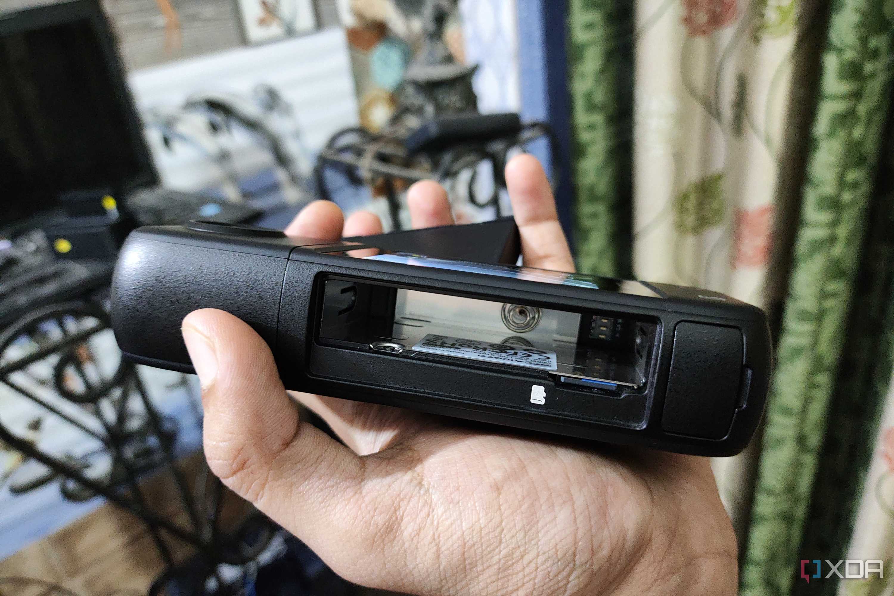 The side view of an Aicoco onAir camera