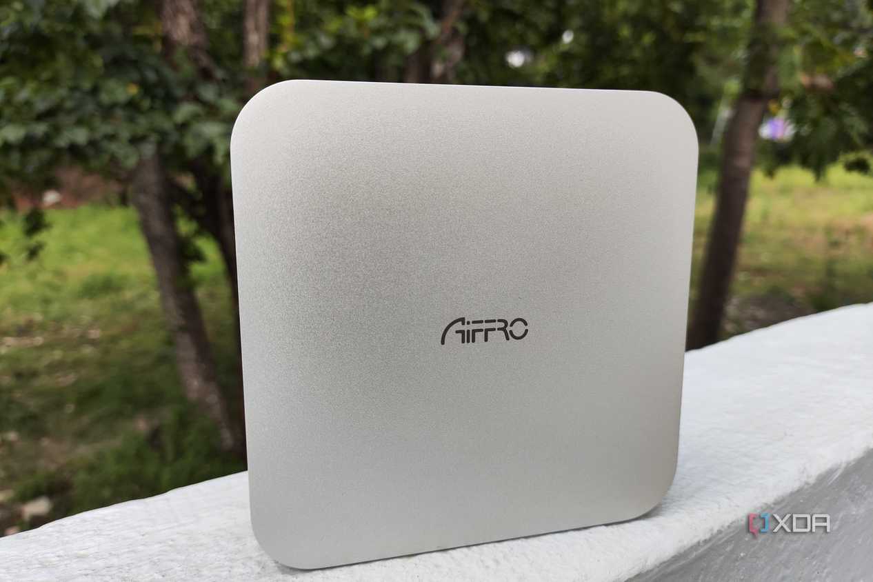 An Aiffro K100 NAS