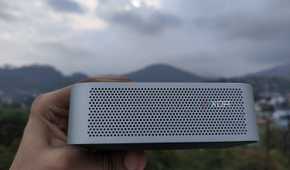 A side-view of the Aiffro K100 NAS