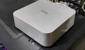 An Aiffro K100 NAS placed on a PC