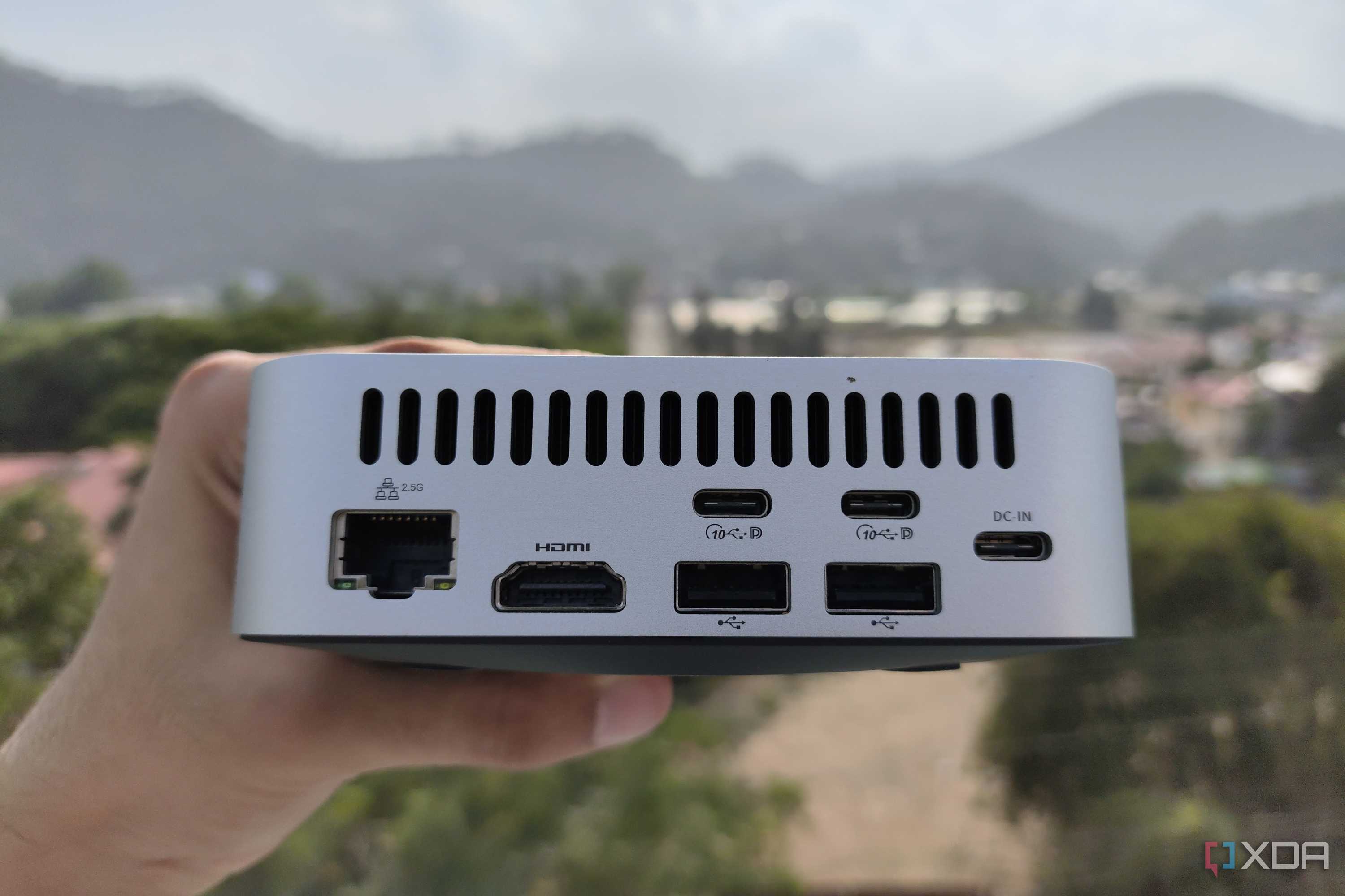 A side view of the Aiffro K100 NAS