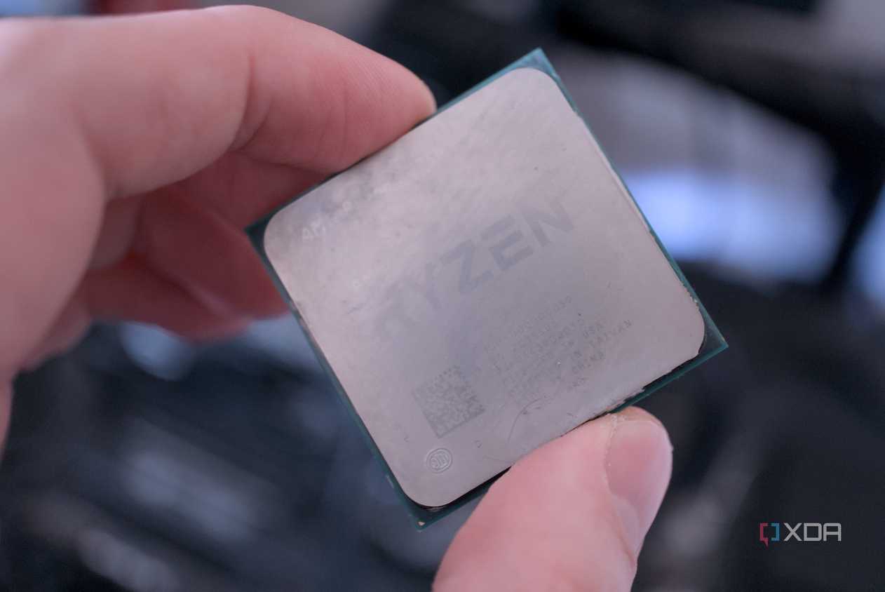 AMD Ryzen 9 5950X IHS