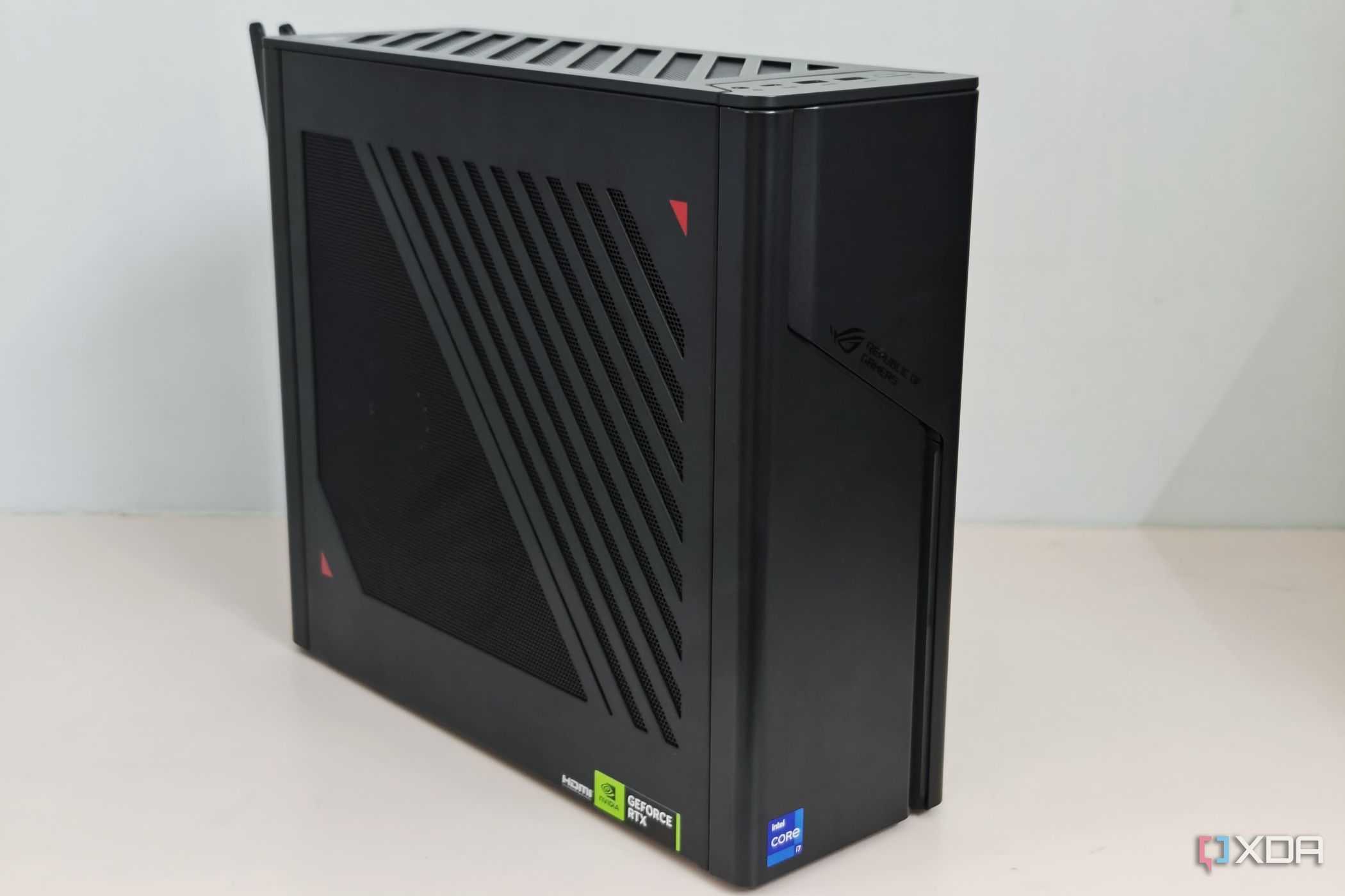 An image showing the front of the ASUS ROG G22CH desktopt PC.