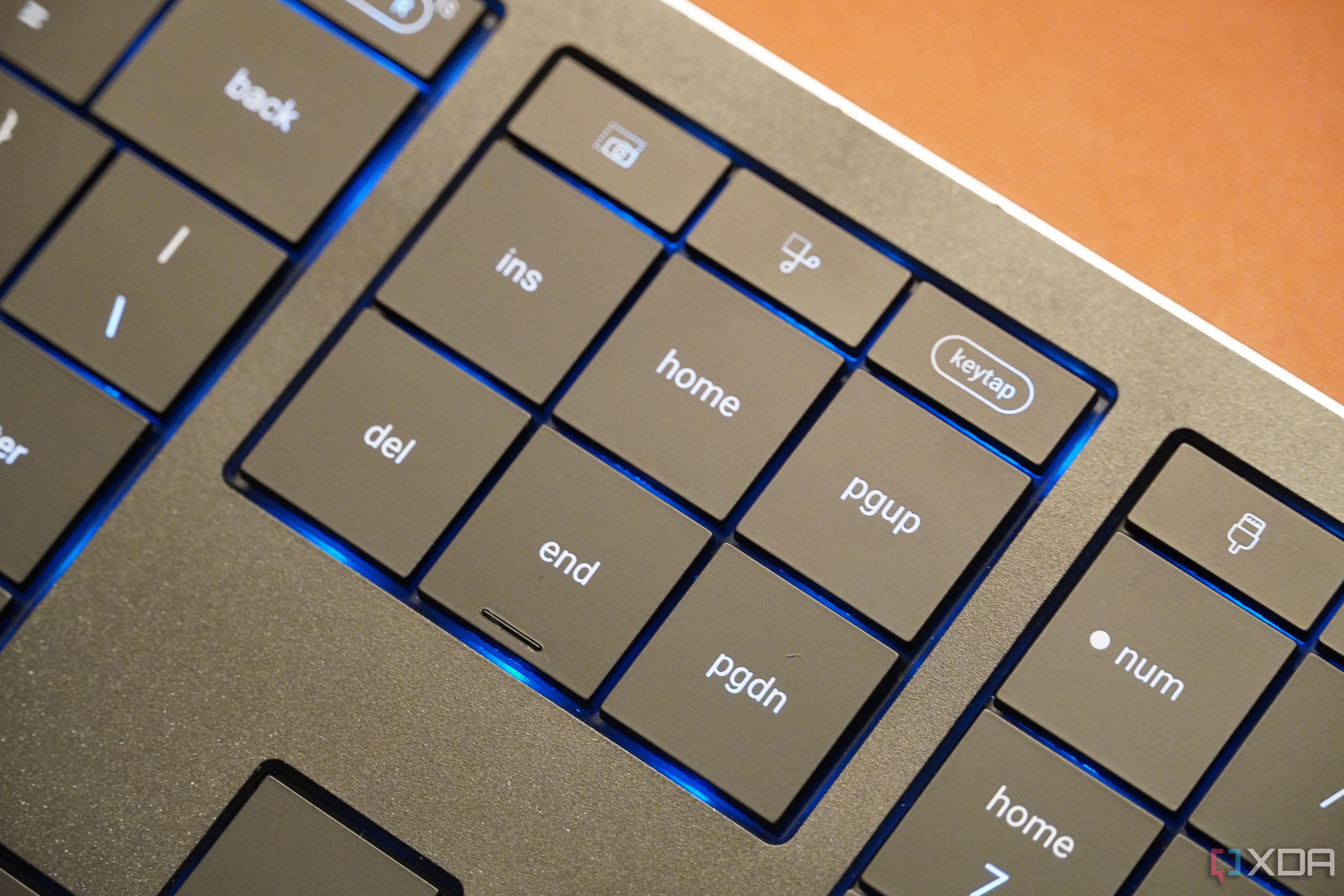 Clevetura CLVX 1 review: This keyboard has a built-in touchpad, and it ...