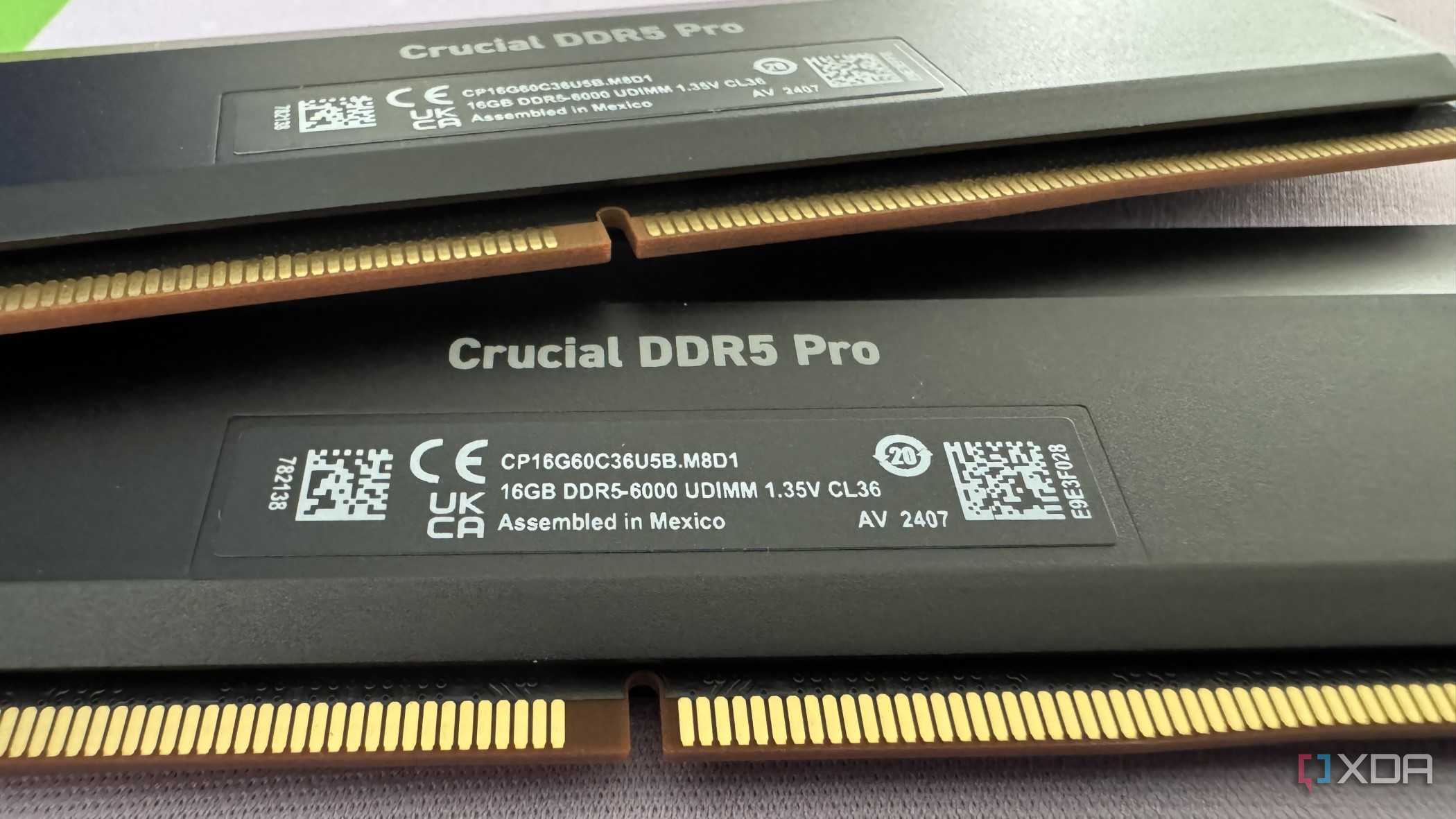 crucial pro overclocking ddr5-6000 ram kit close up of label