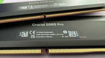 crucial pro overclocking ddr5-6000 ram kit close up of label
