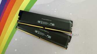 crucial pro overclocking ddr5-6000 ram kit on a deskmat