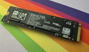 crucial t705 ssd shown from the back label