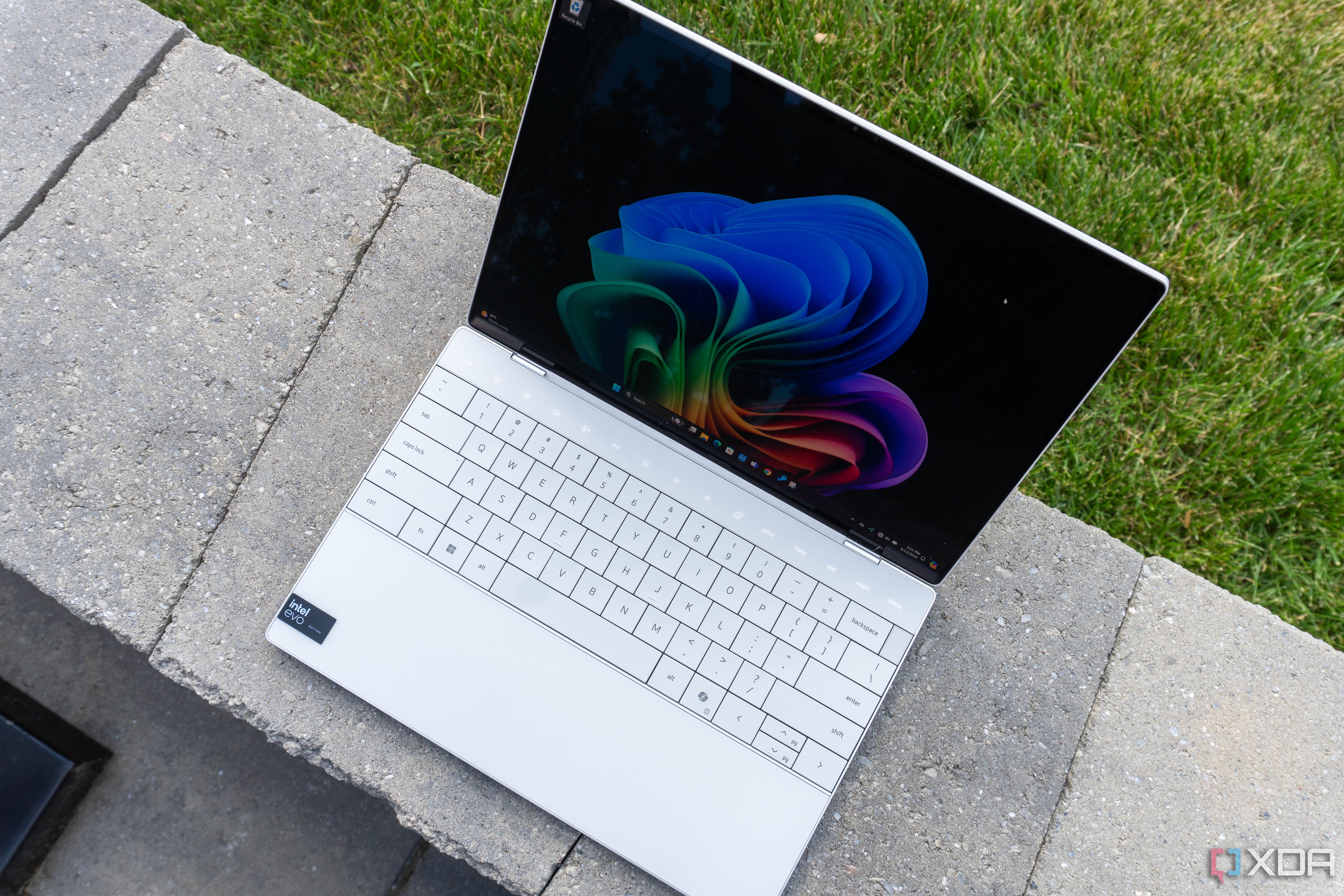 Dell XPS 13 Snapdragon vs Intel Lunar Lake: Who comes out on top?