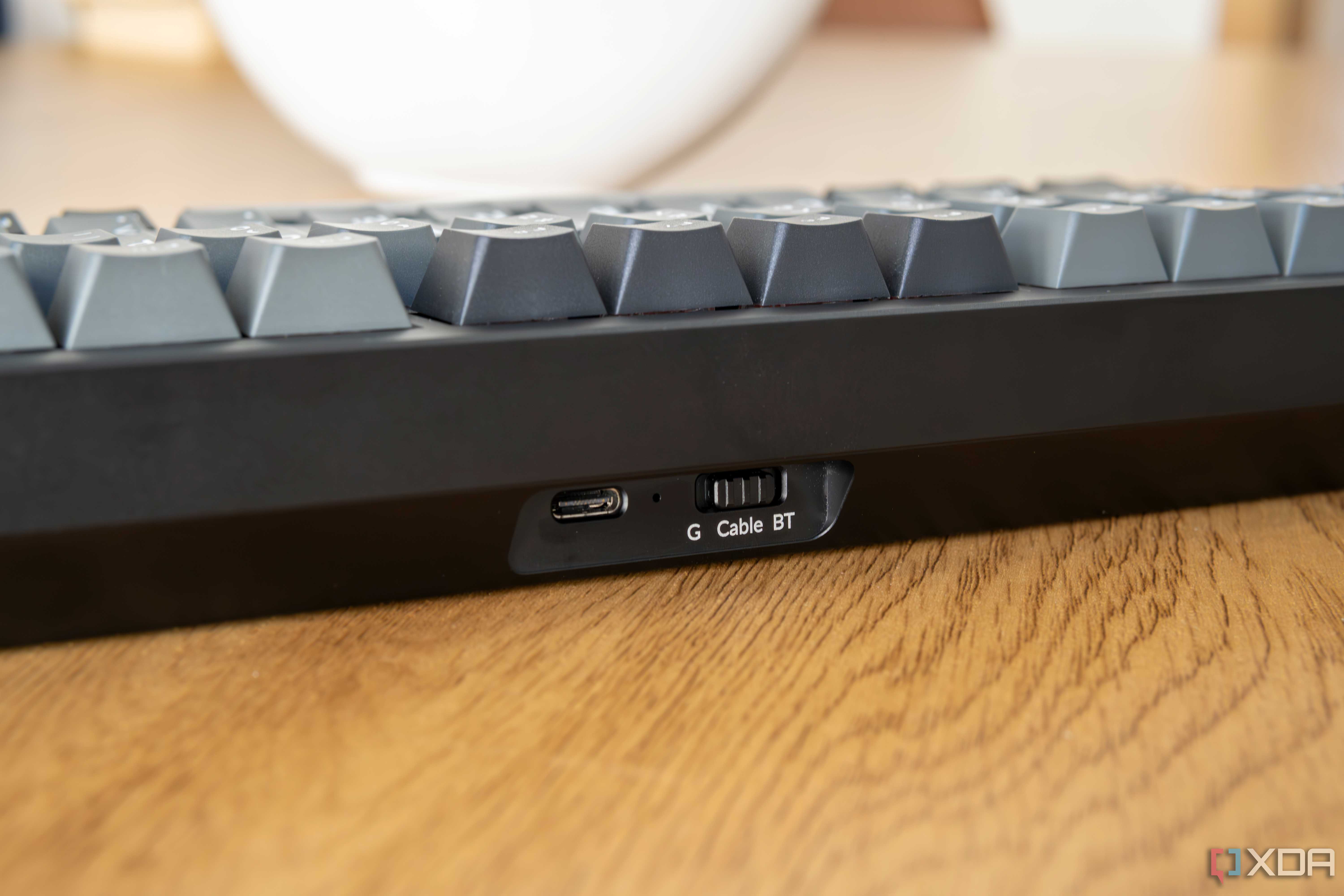 Close-up of the mode switch on the Lemokey P1 Pro