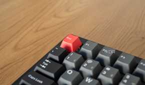 Close-up of the Esc key on the Lemokey P1 Pro