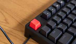 Close-up of the Escape key on the Lemokey X3