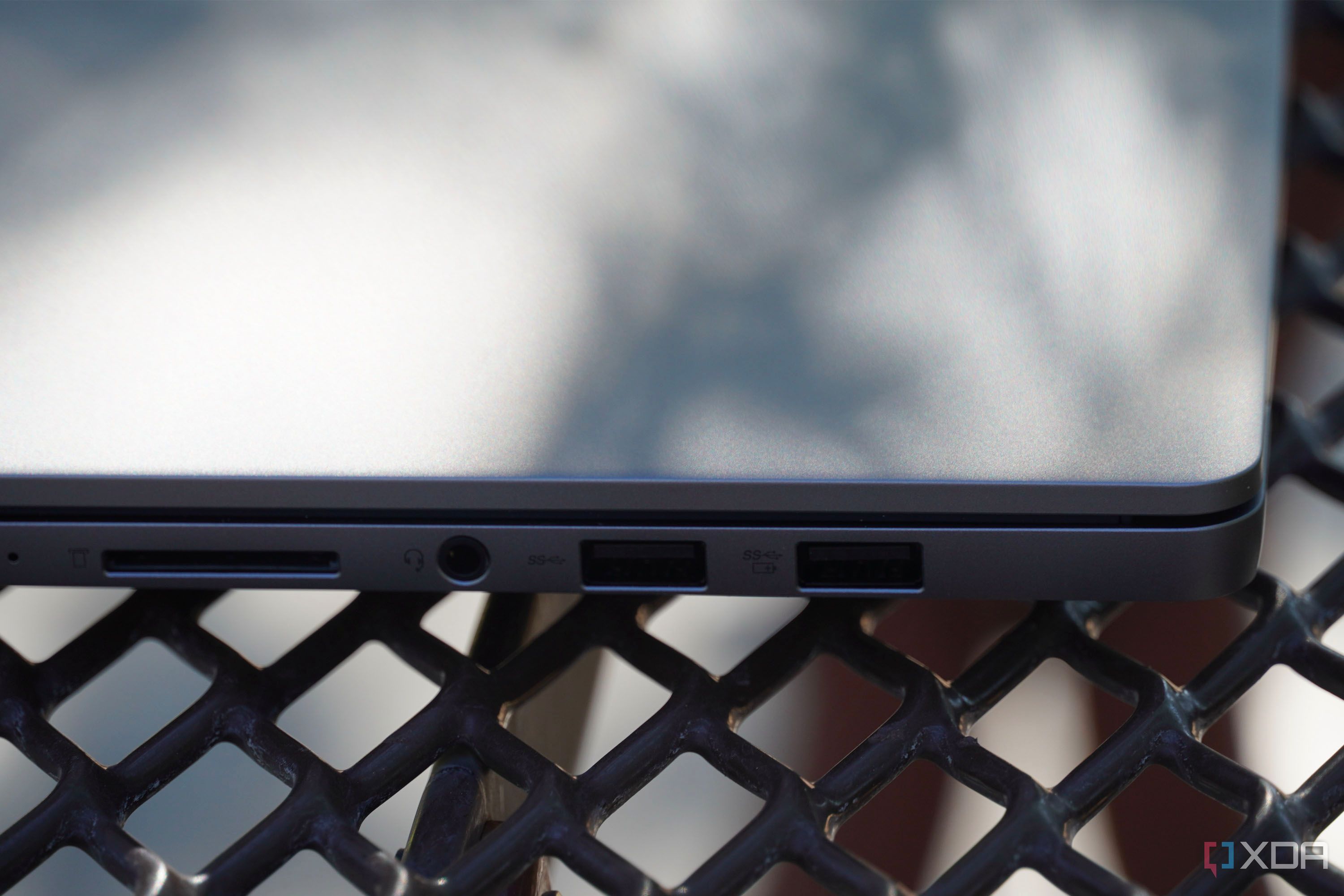 Ports on the right side of the IdeaPad Pro 5i.