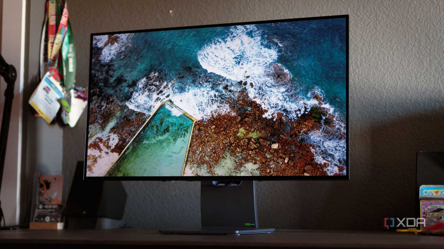 The front of the LG 32GS95UE.