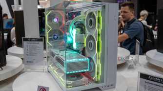 Lian Li 011 Vision (3)