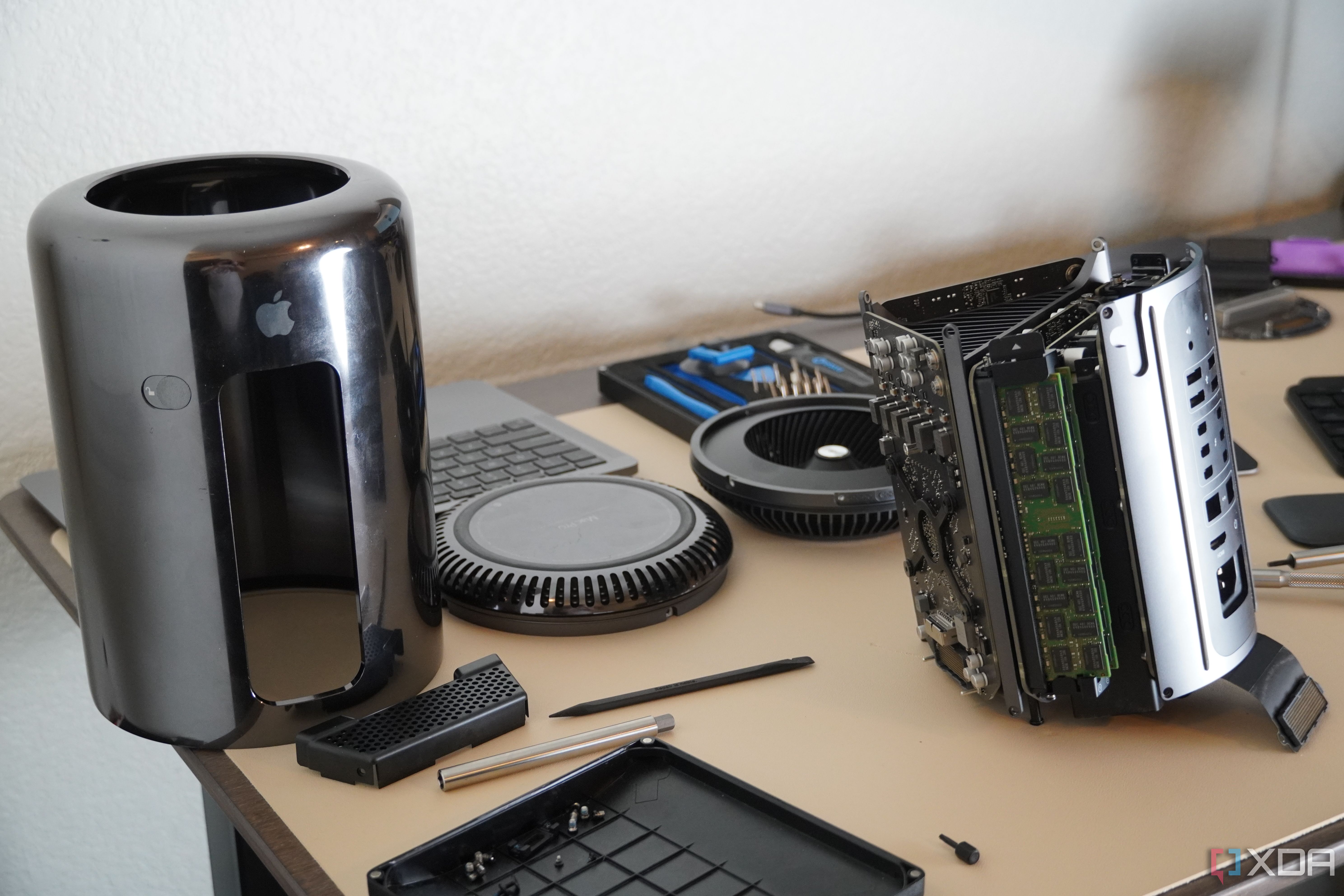 Macデスクトップ mac pro2013 Macデスクトップ MacPro2013 Mac Pro | 2013 | Quad Core 3.7