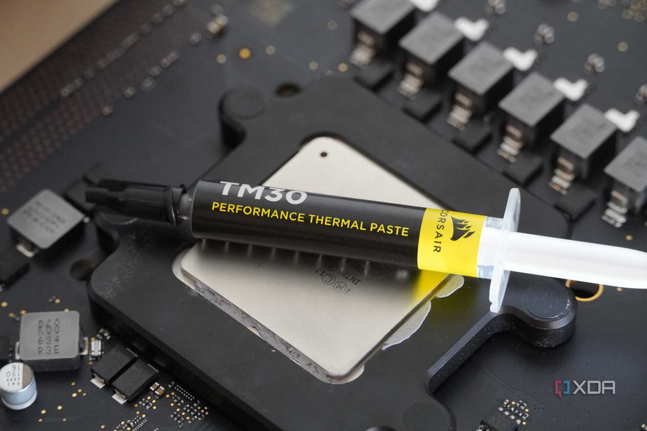 Corsair thermal paste on a Mac Pro.