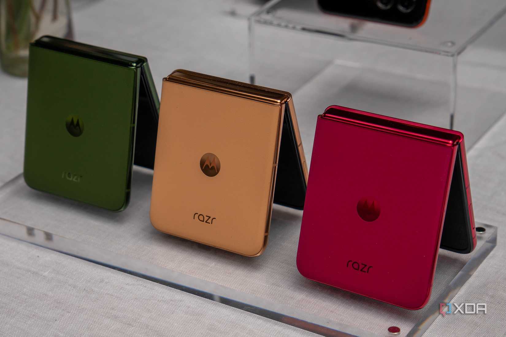Hands on: The Motorola Razr (2024) sets the bar for foldable flip ...