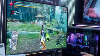 MSI MEG 321URX QD-OLED at Computex