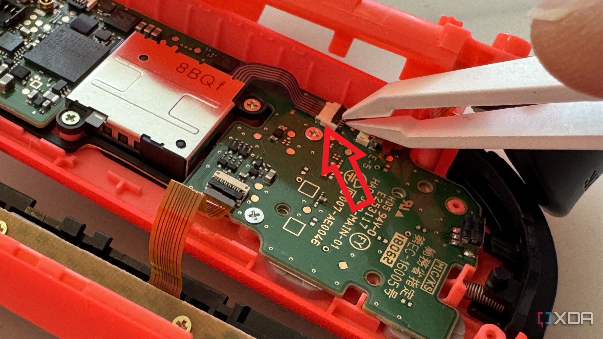 Stick drift sucks, so here's how to replace the Joy-Con