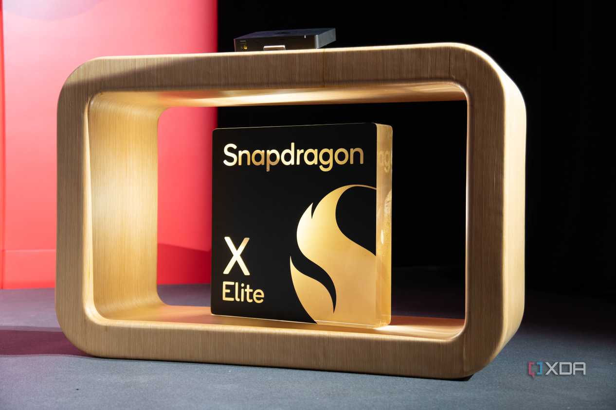 Qualcomm Snapdragon X Elite Devices: Discover the Revolutionary Breakthrough in AI, NPU, and Efficiency 8 Qualcomm Snapdragon X Elite device
