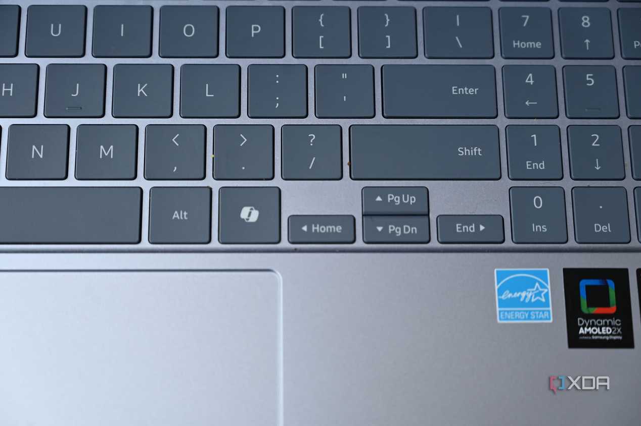 Microsoft Copilot key on Samsung Galaxy Book 4 Edge