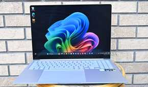 Samsung Galaxy Book 4 Edge with black display with colorful pattern