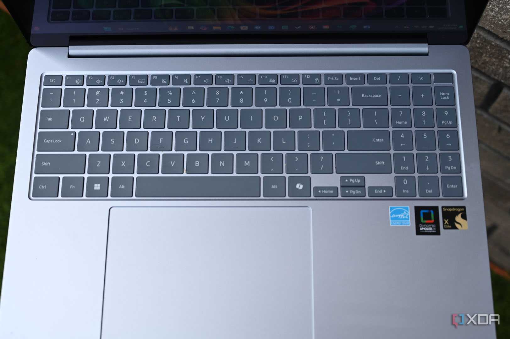 Samsung Galaxy Book 4 Edge keyboard
