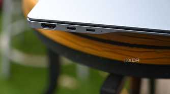 Samsung Galaxy Book 4 Edge left-side ports