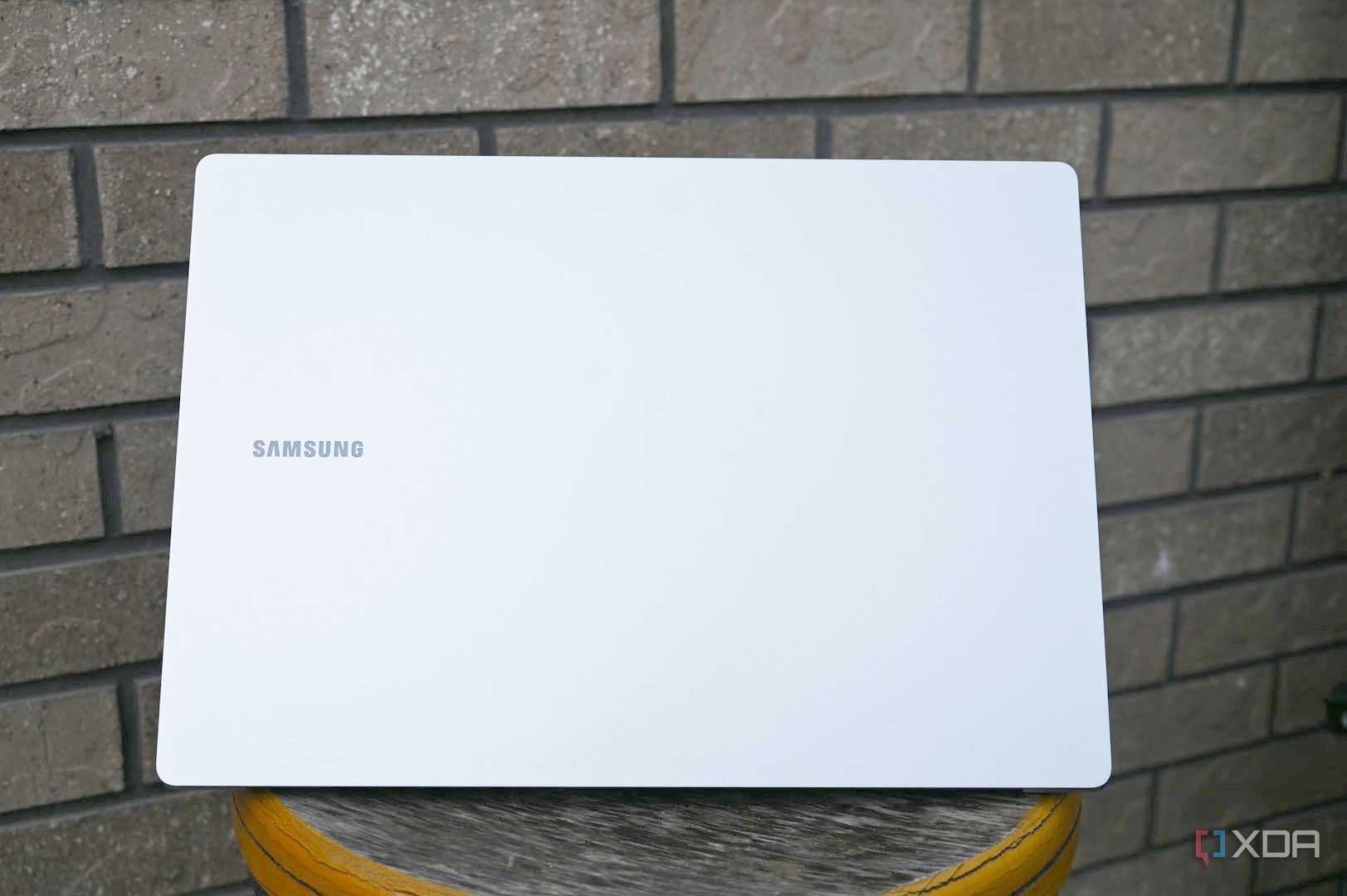 Lid of Samsung Galaxy Book 4 Edge