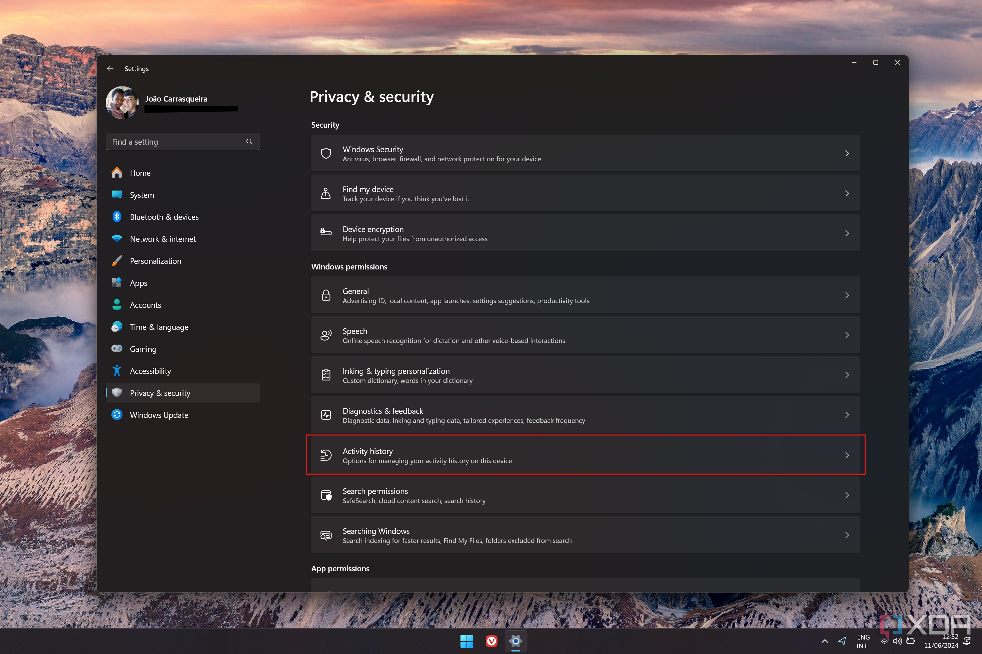 Screenshot of Windows 11 Settings app with activity history option highlighted