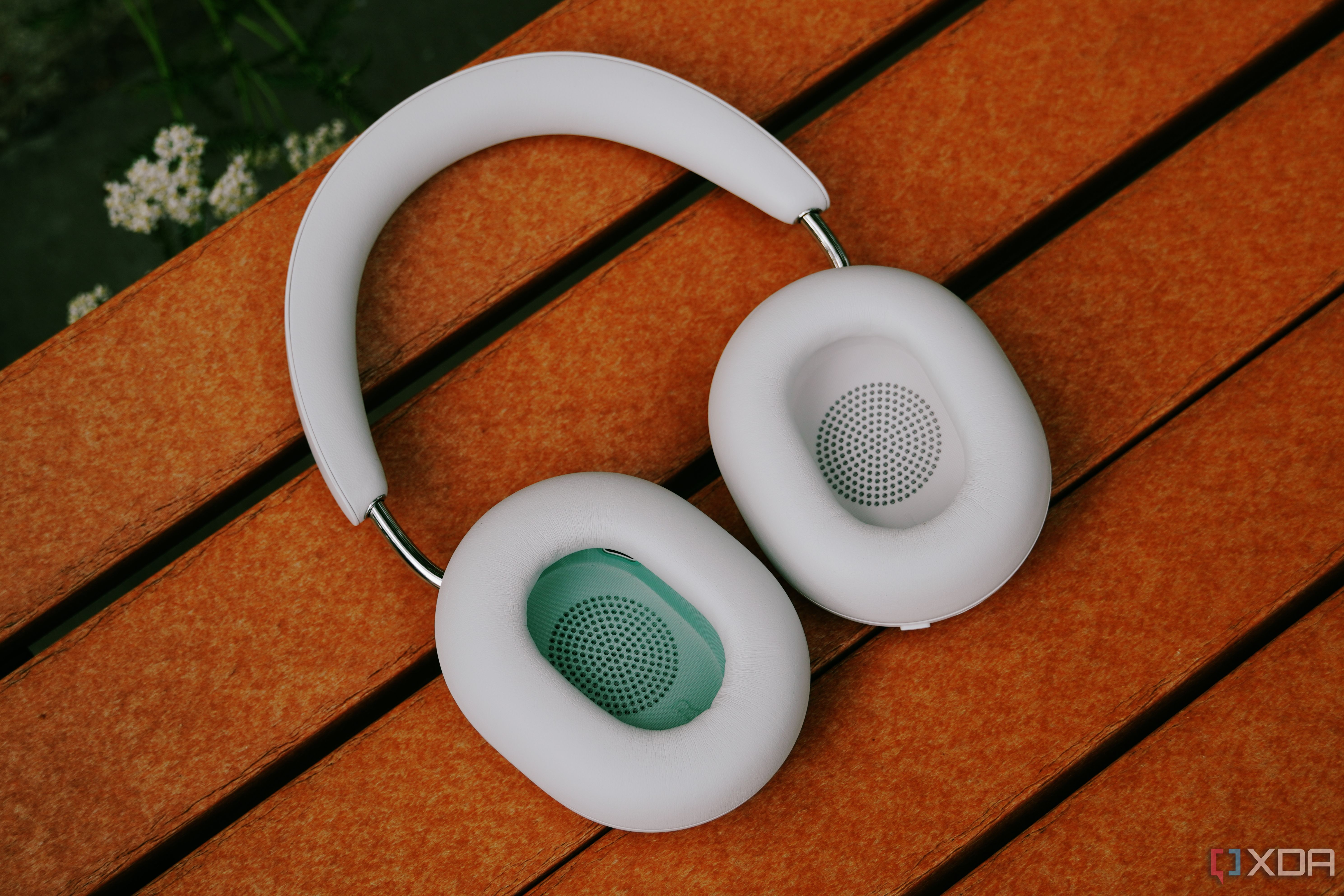 Sonos Ace headphones with lossless audio drop to $299, their