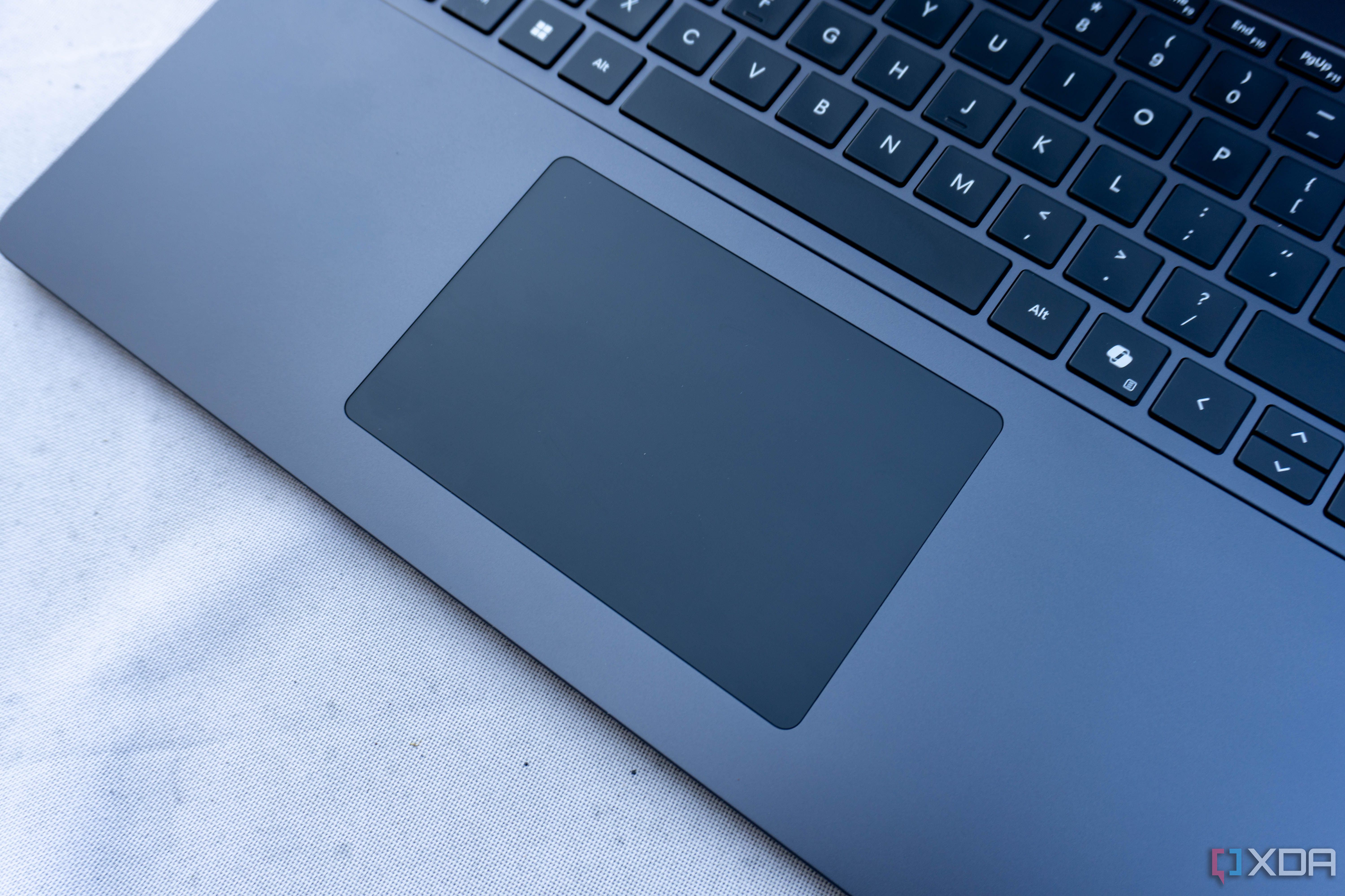 Surface Laptop 7-10