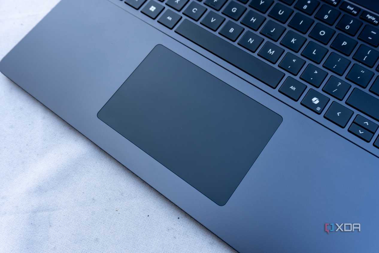 Surface Laptop 7-10