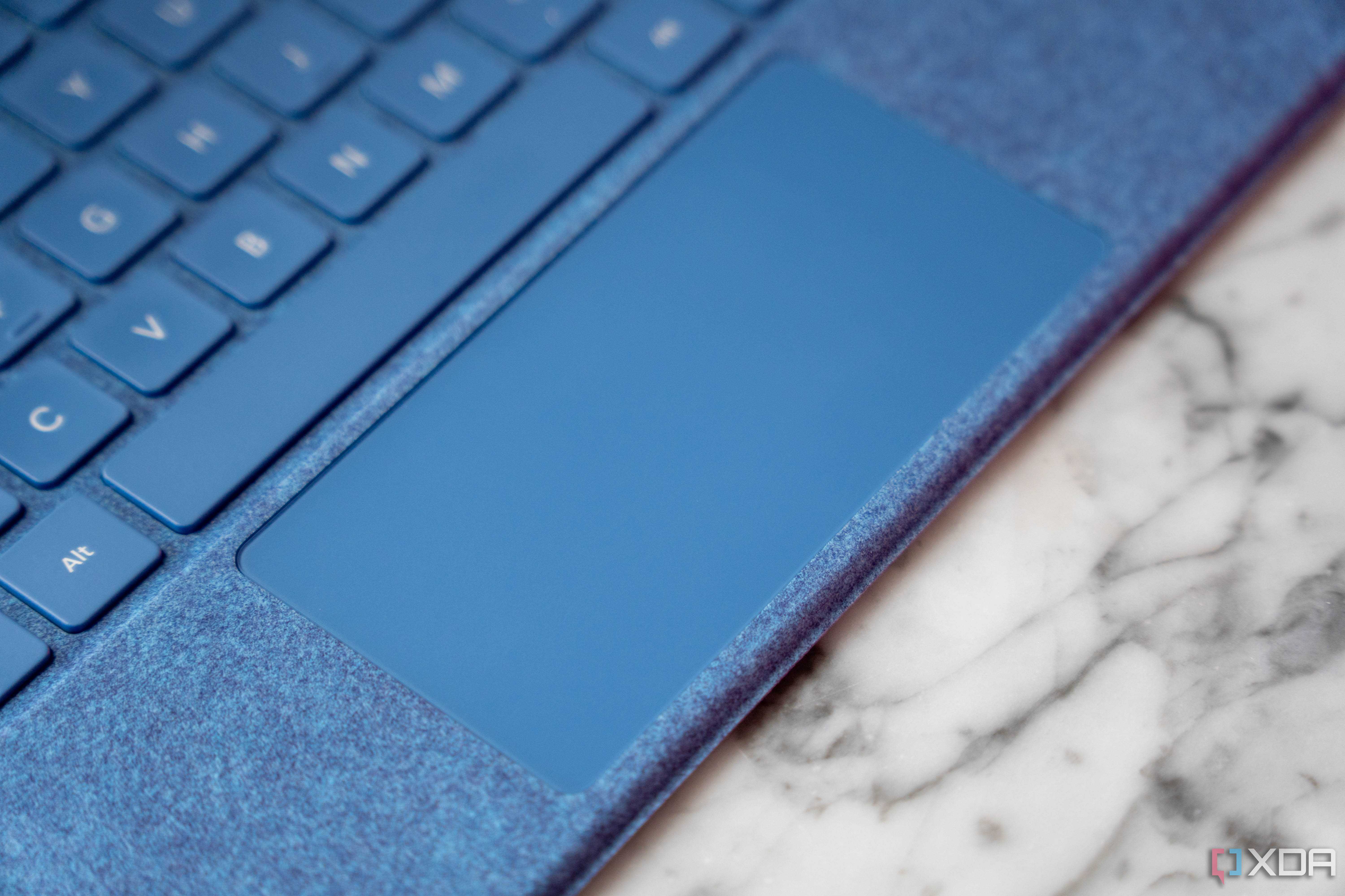 Surface Pro 11-35