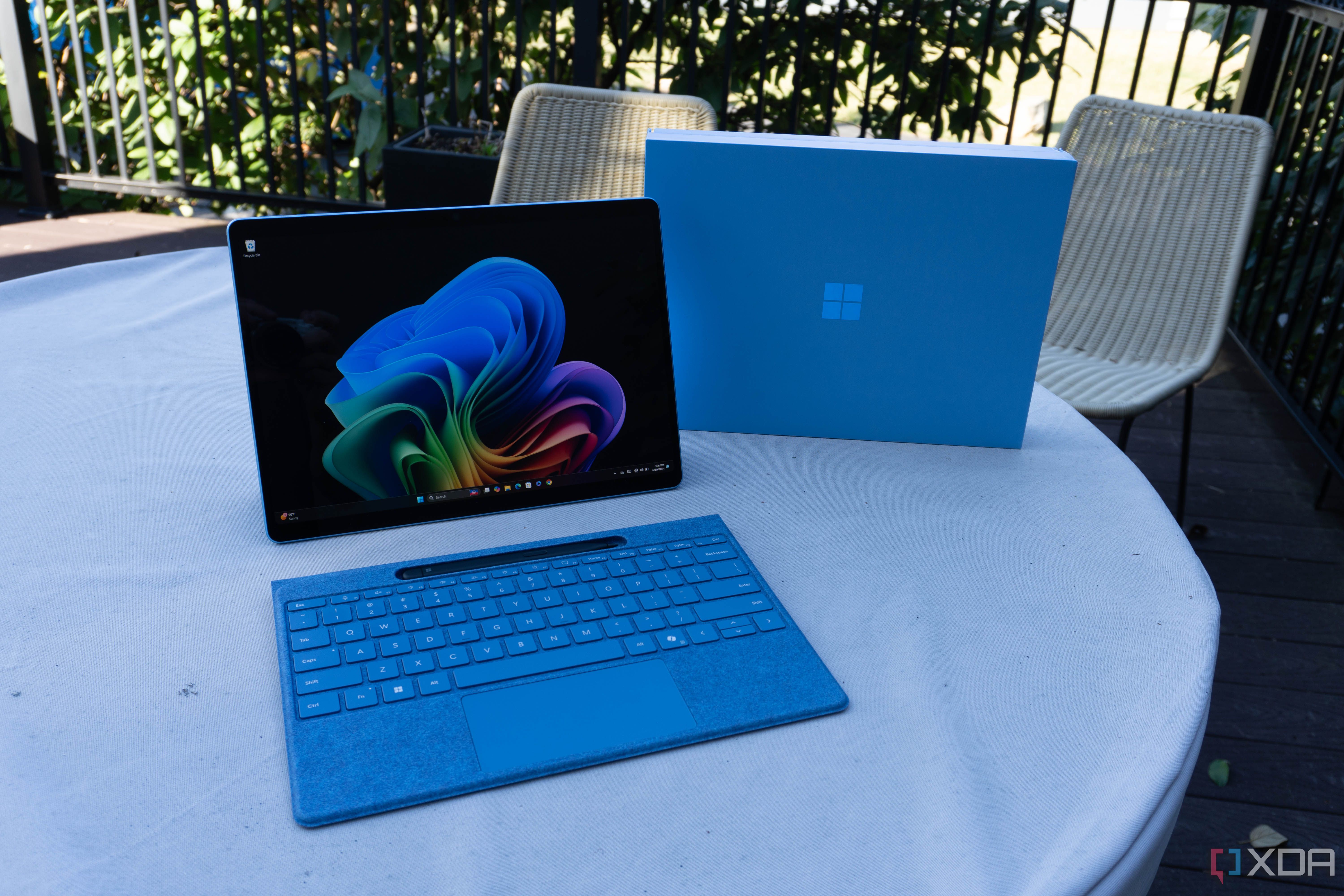 surface-pro-11-4.jpg?w=1600&h=