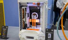 Thermaltake Tower 300 Snow (1)