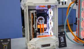 Thermaltake Tower 300 Snow (2)