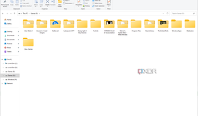 Resizing folder icons in Windows 11 with keyboard shortcuts