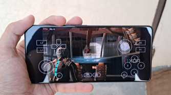 A Poco F5 running Dead Space on Winlator