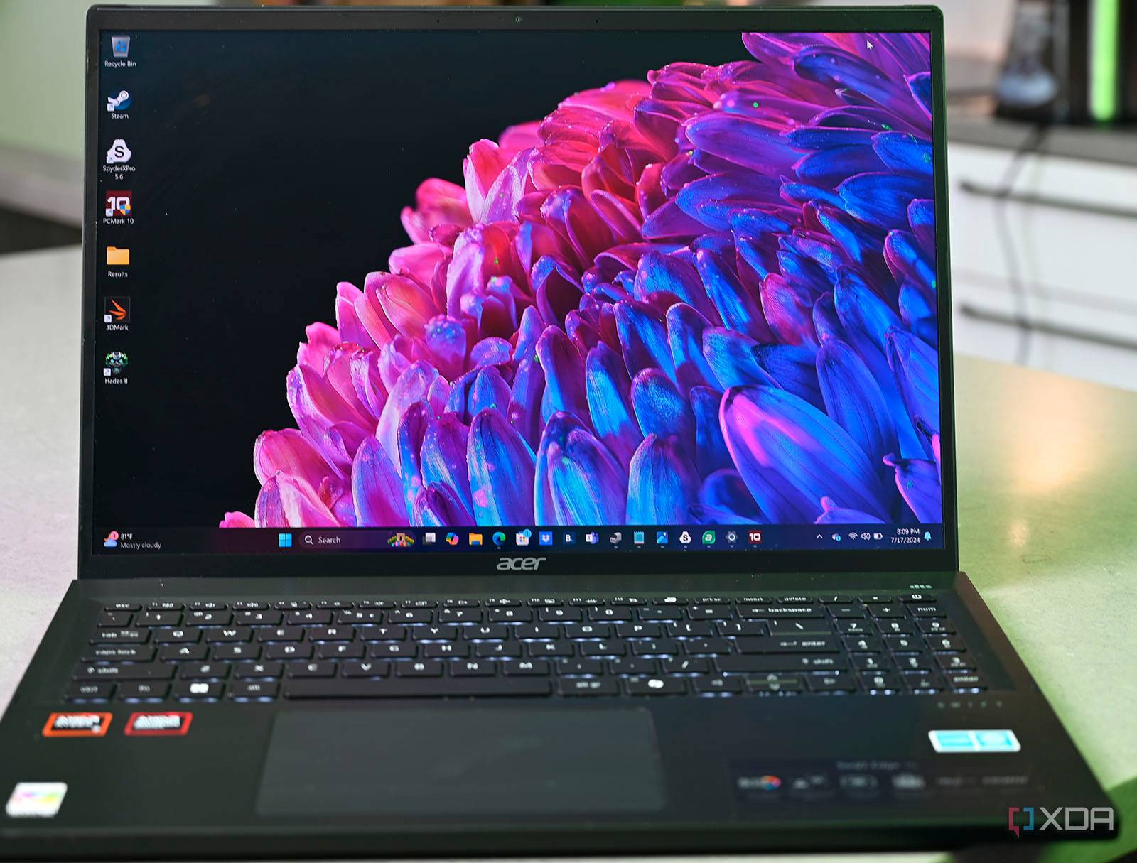 ACER エイサー Swift Edge Acer Swift Edge review: insanely thin, insanely light