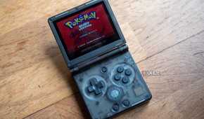 Pokemon Ruby running on the Anbernic RG35XXSP