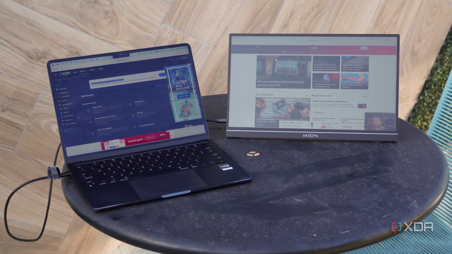The Arzopa portable monitor connected to a MacBook Air.