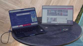 The Arzopa portable monitor connected to a MacBook Air.