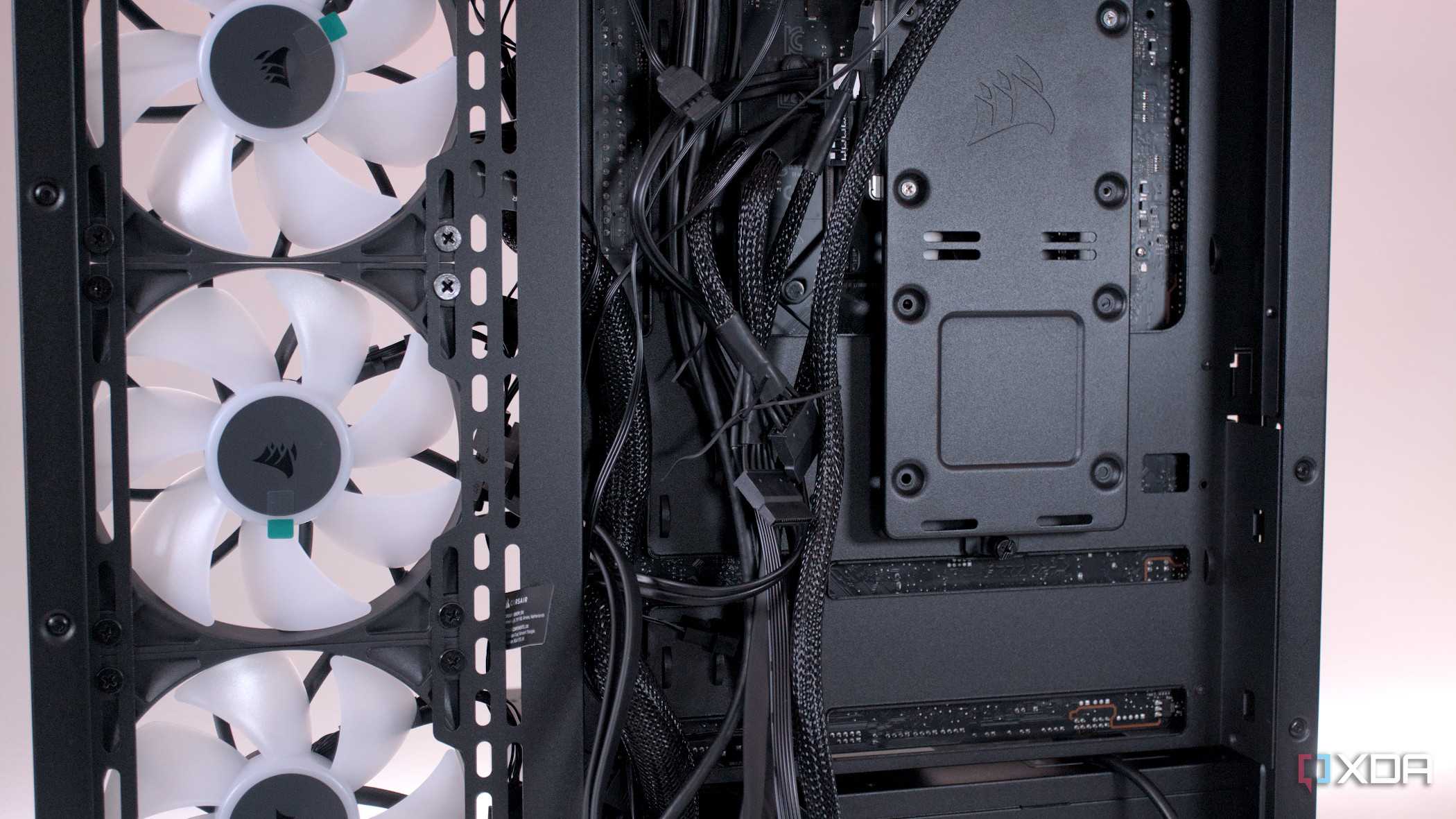 Cable routing inside the Corsair 3500X ARGB