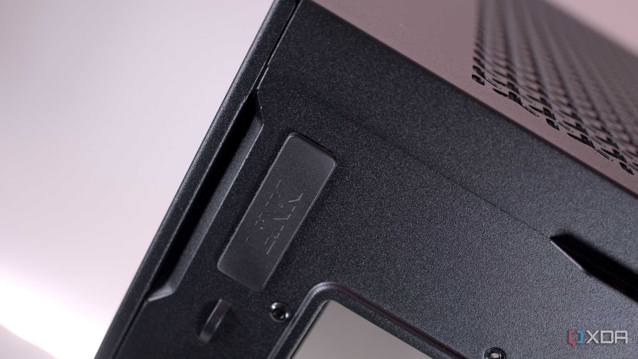 Corsair 3500X ARGB link port