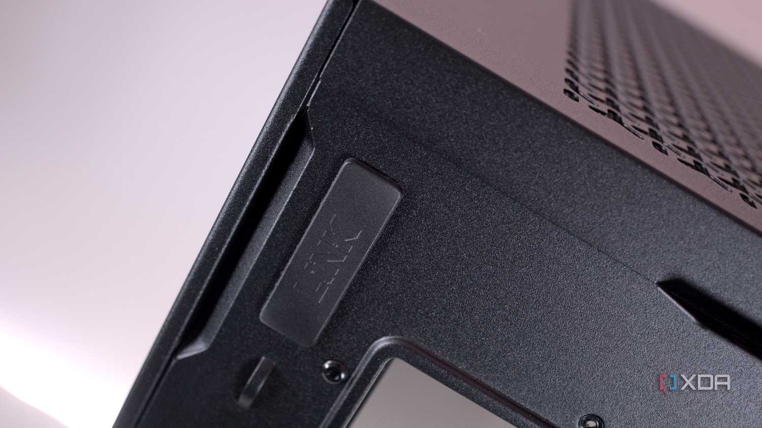 Corsair 3500X ARGB link port
