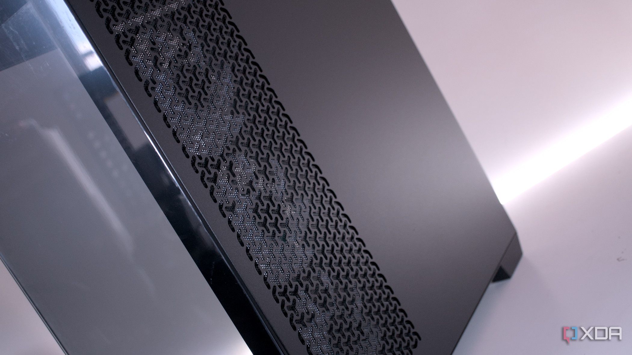 Side view of the Corsair 3500X ARGB